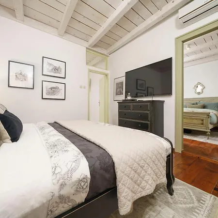 Semesterbostad The Stone House