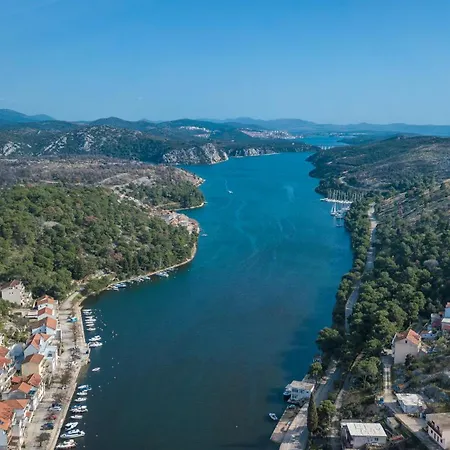 Prázdninový dům The Stone House *