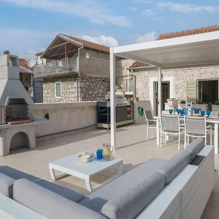 Prázdninový dům The Stone House *