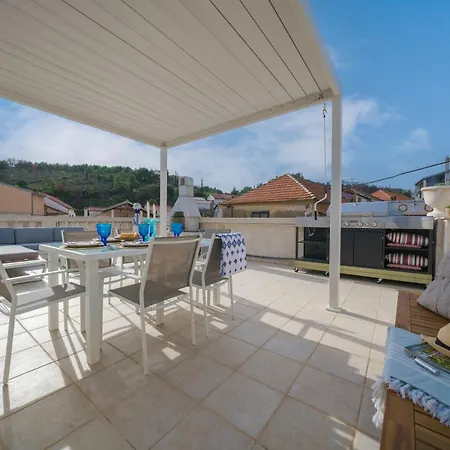 Prázdninový dům The Stone House