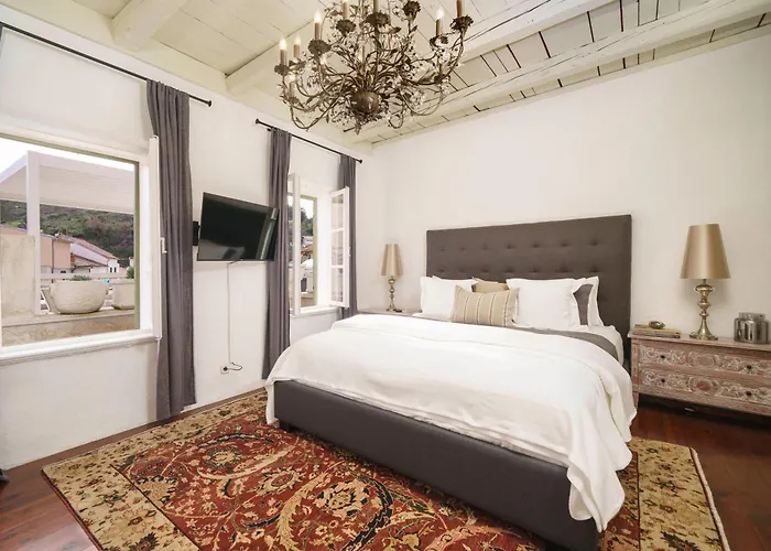 The Stone House * Zaton (Sibenik-Knin)